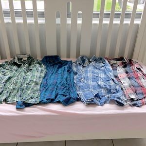 American Eagle, 4 T-shirt bundle, great condition, size S and M